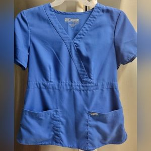 Women's scrub top